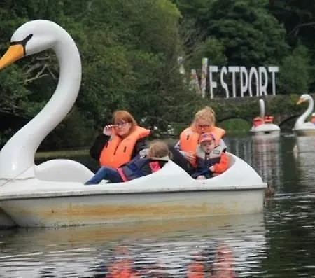 Landhaus Westbrook Country House *