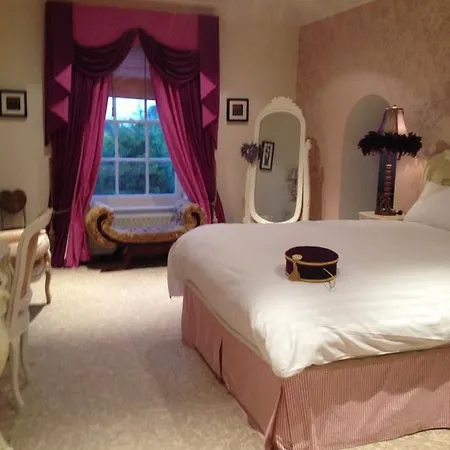 Landhaus Westbrook Country House